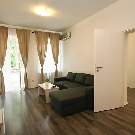 Bunina In The Center Appartement Odessa