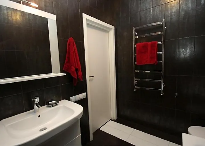 Bunina In The Center