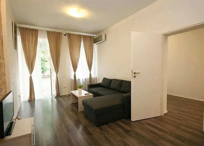 Bunina In The Center Appartement Odessa