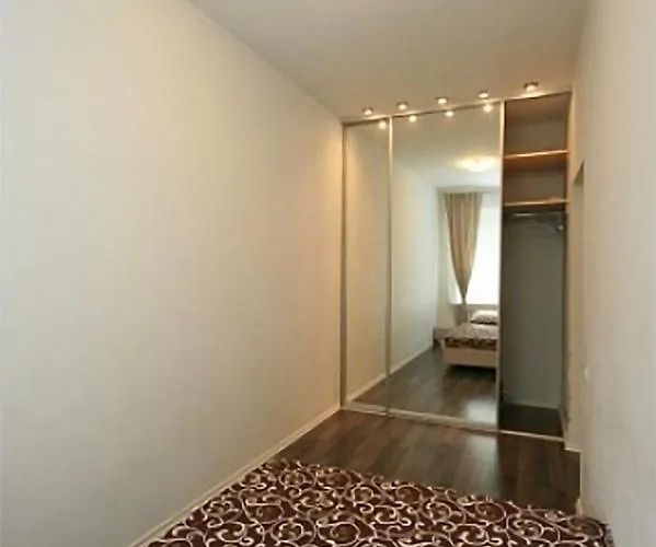 Bunina In The Center